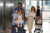 Nikola Rokvić stigao u Srbiju: Nakon više od mesec dana se vratio kući, supruga i deca ga prate u stopu