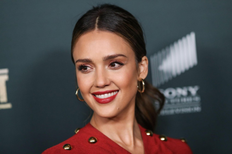 Džesika Alba u petoj deceniji izgleda kao avion: Ovo su četiri zlatna pravila kojih se glumica striktno pridržava