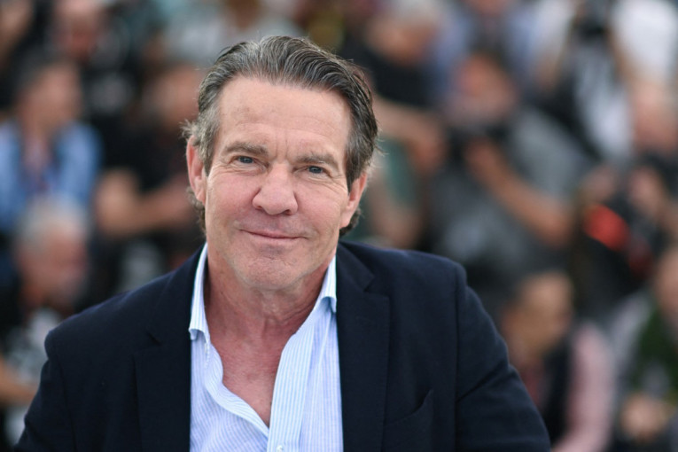 Denis Kvejd glumi jednog od najkontroverznijih američkih predsednika: Premijera na 20. godišnjicu njegove smrti (FOTO/VIDEO)