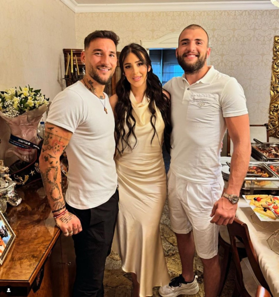 Veljko Ražnatović otišao sa Bogdanom u Španiju: Pokazao gde su odseli u Sevilji, svi čekaju da vide Anastasiju (FOTO)