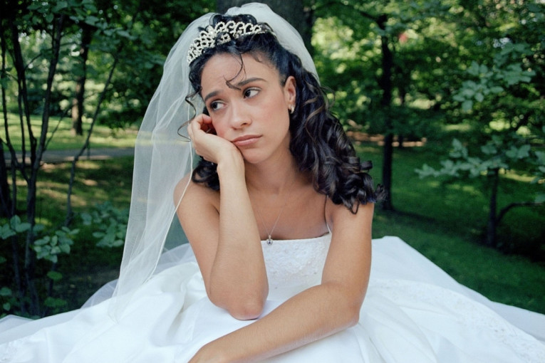 „Greškom kupljena, greškom nošena“: Oglas za prodaju venčanice zapalio mreže