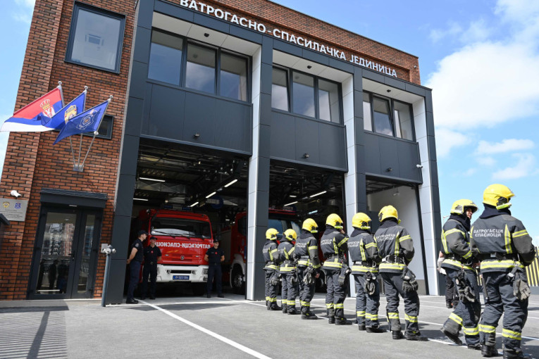 Otvorena Vatrogasno-spasilačka jedinica Beograd na vodi: Da bismo imali spremne jedinice, važno je da budu obučene i dobro opremljene