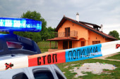 Drama u Leskovcu! Muškarac preti da će skočiti sa krova, policija, vatrogasci i hitna na terenu