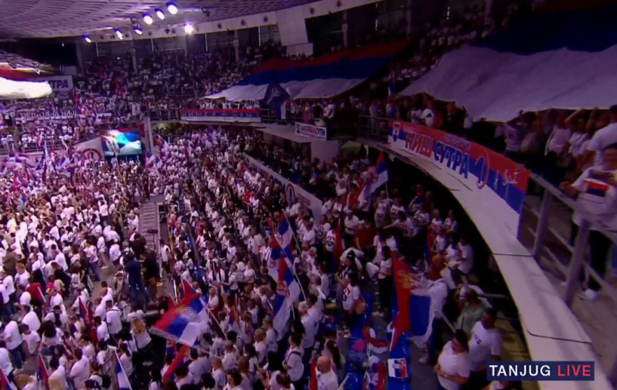 Vučić na predizbornom skupu u Nišu: Opozicija bi nas vratila u prošlost i uništila Srbiju, a mi Srbiju razvijamo i nastavićemo da je jačamo!