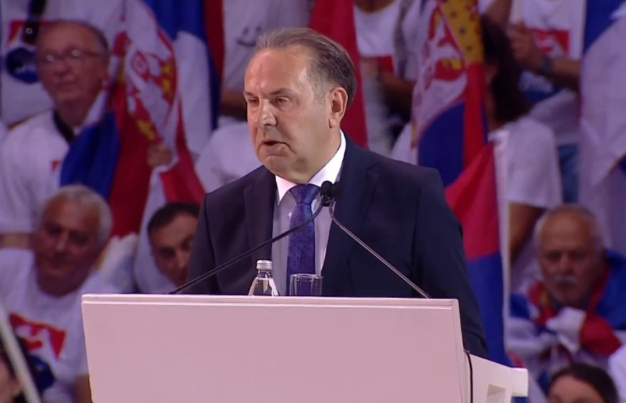 Vučić na predizbornom skupu u Nišu: Opozicija bi nas vratila u prošlost i uništila Srbiju, a mi Srbiju razvijamo i nastavićemo da je jačamo!