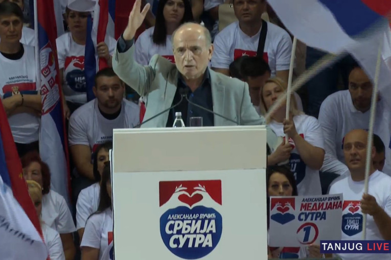 Vučić na predizbornom skupu u Nišu: Opozicija bi nas vratila u prošlost i uništila Srbiju, a mi Srbiju razvijamo i nastavićemo da je jačamo!