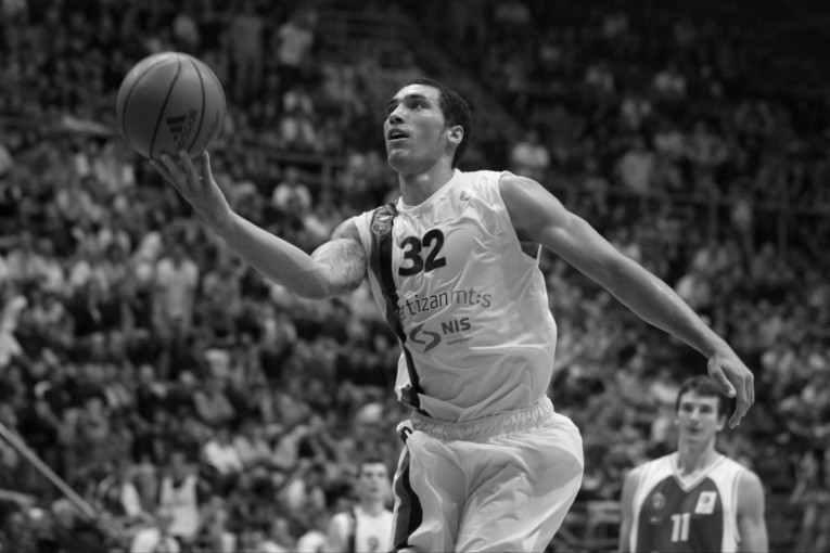 Užasne vesti iz Amerike: Poginuo bivši košarkaš Partizana i brat velike NBA zvezde!