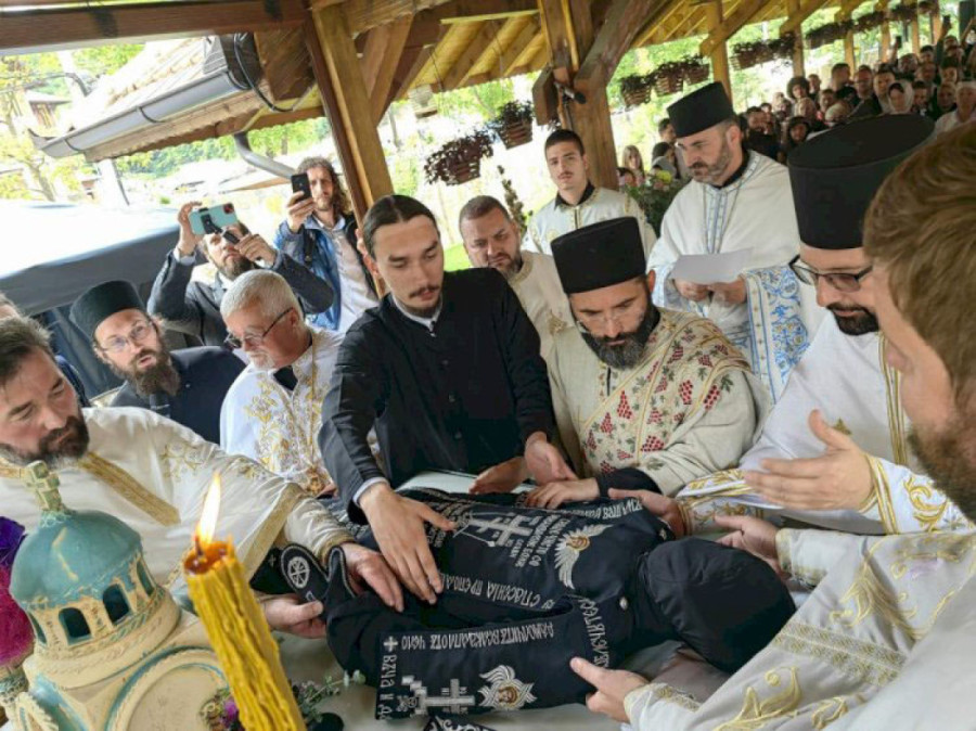 Manastir Tumane, svetinja koju godišnje poseti milion ljudi: Iguman Plećević o svedočanstvima ljudi o blagodatima ili isceljenju (FOTO)