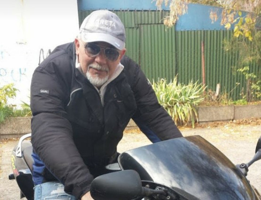 Bubnjar "Yu grupe" imao 2.000 dinara, sad skupio 3.000 evra: Žena sa kojom živi mu svakog dana daje novac, otkrio čime se bavila