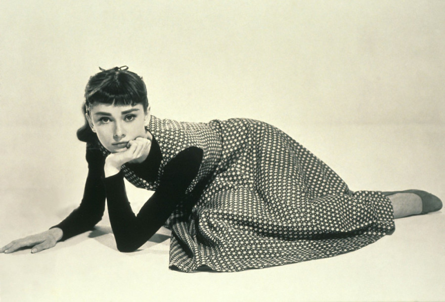 Nepoznate tajne o najvoljenijoj dami u istoriji filma: Knjiga "Doručak kod Odri" objavljena u Srbiji (FOTO)