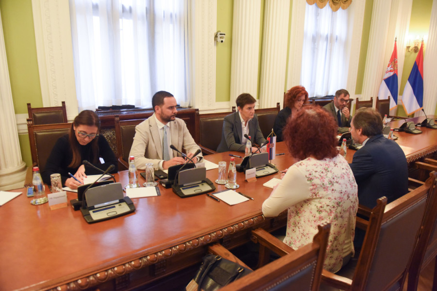 Sastanak Ane Brnabić i Emanuela Žiofrea: Razgovarali o  aktvnostima za unapređenje izbornog procesa