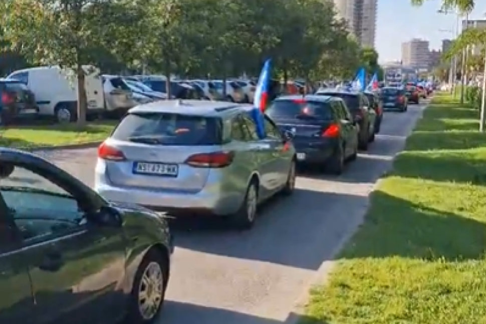 Skandalozno! Brutalno kršenje izborne tišine, opozicija u Novom Sadu potpuno izgubila kompas! (VIDEO)