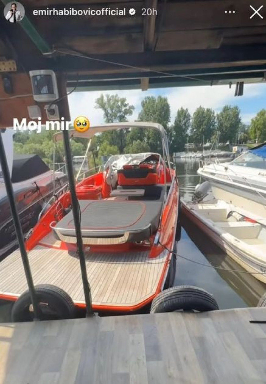 Habibović iskeširao 200.000 evra za gliser! Zbog žene birao model u ovoj boji (FOTO)