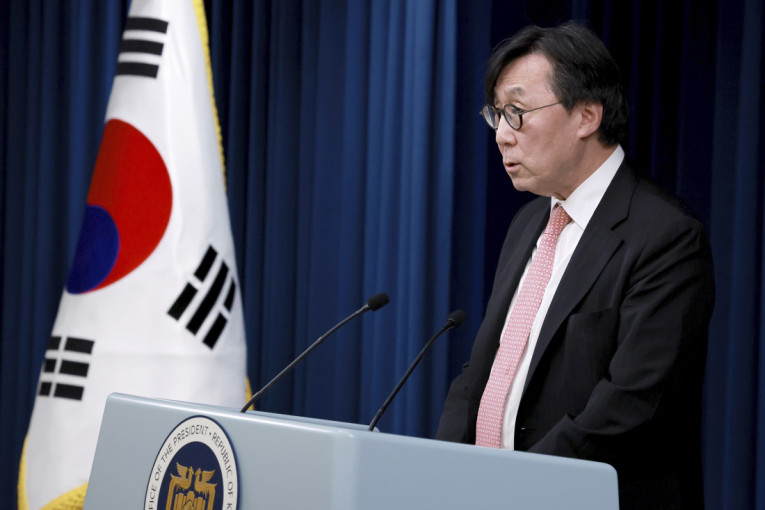 Seul odlučio da suspenduje vojni sporazum sa Pjongjangom zbog provokacija balonima