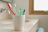 Jeftino i nadohvat ruke: Sedam stvari koje možete očistiti starom četkicom za zube