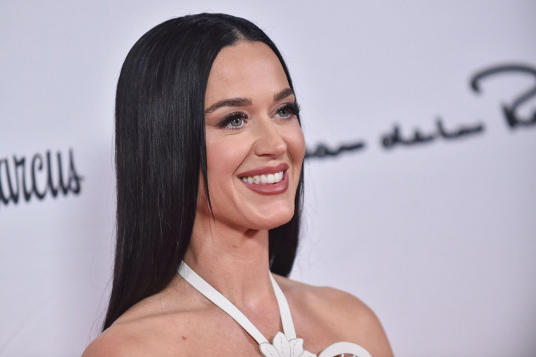 Kejti Peri pod istragom! Vlasti pokrenule postupak protiv pevačice: Radi sve da sačuva karijeru