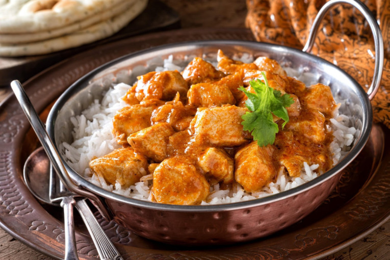 Recept dana: Indijska piletina s pirinčem, sočna i mirisna, gotova za 20 minuta da ne provedete celi dan u kuhinji