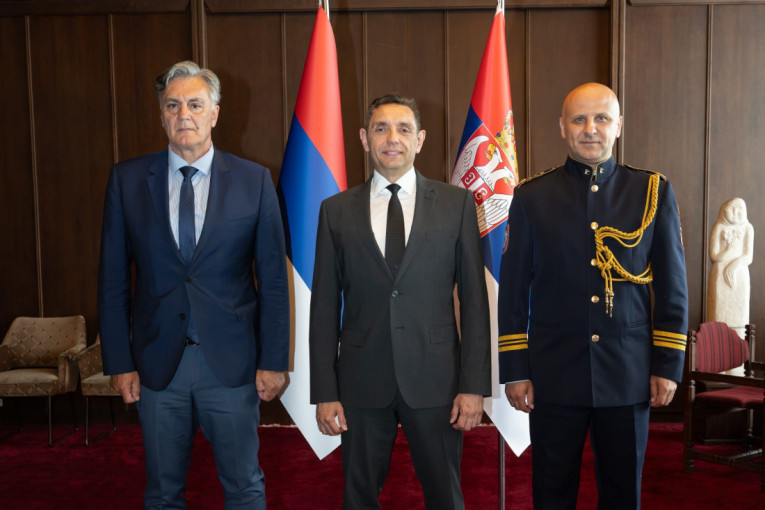 Vulin se sastao sa ministrom unutrašnjih poslova Republike Srpske Karanom i direktorom policije Kostreševićem (FOTO)