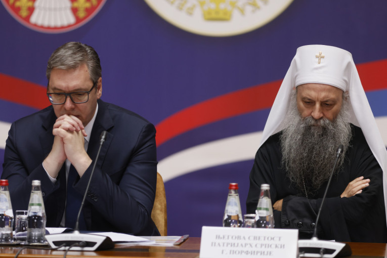 Porfirije: I srpski narod ima pravo da se sabira i potvrđuje svoj duhovni identitet