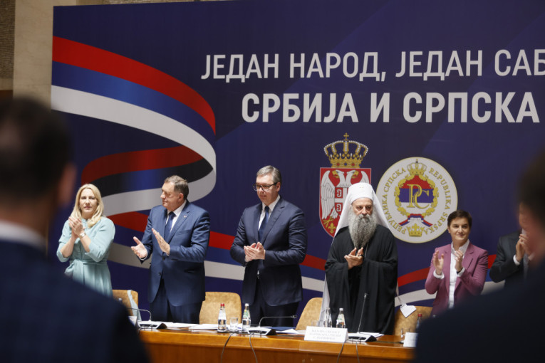 Narodna skupština Republike Srpske dvotrećinskom većinom usvojila Deklaraciju