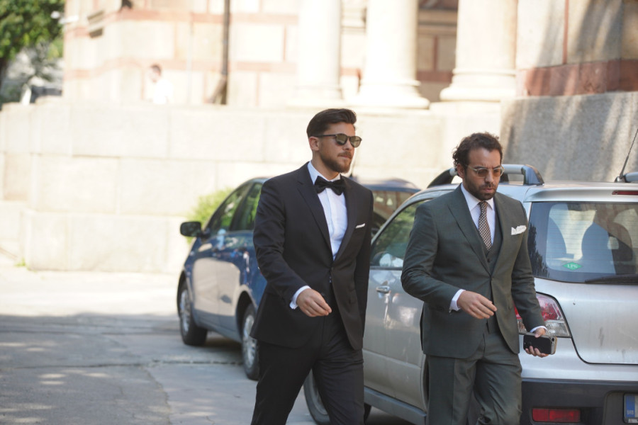 Danas se udaje Dragana Kosjerina: Lepa voditeljka u "Poršeu" stigla u crkvu (FOTO)