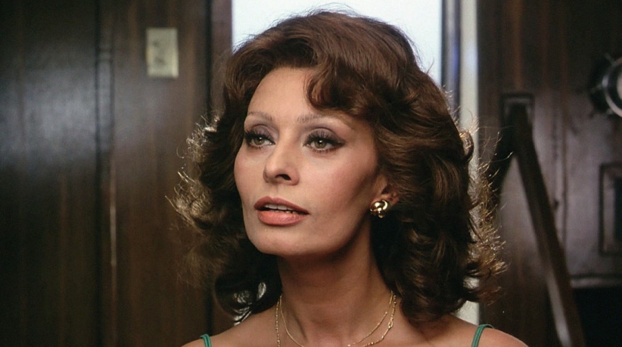 Da li je Sofija Loren najskandaloznija glumica? Slikala se za "Plejboj", bila hapšena, a zbog neverstva bila na stubu srama