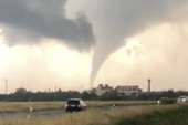 Tornado pogodio Mađarsku: Podignuta uzbuna drugog stepena! (VIDEO)