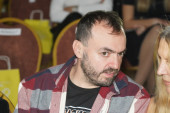 "To je veoma bolan deo mog života": Emotivna ispovest Nenada Okanovića o teškim počecima i porodici