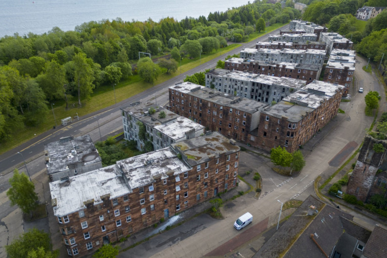 Ovo je "britanski Černobilj": Stan u ovom napuštenom naselju košta samo 8.000 evra (FOTO)