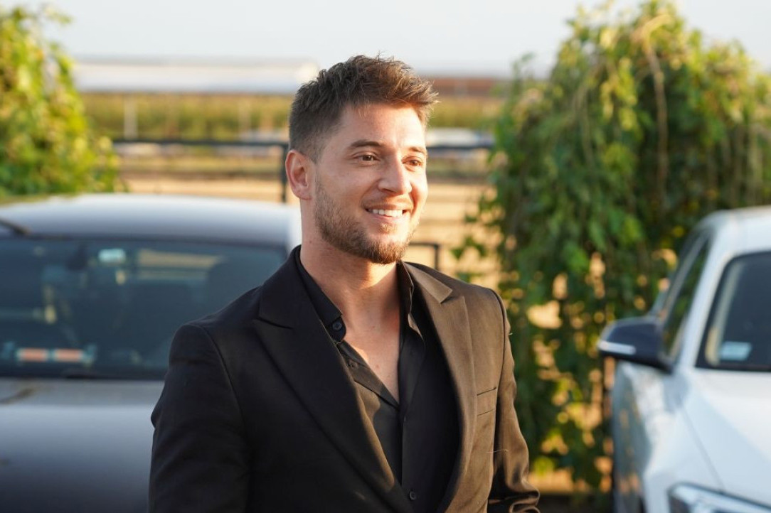 Ovaj pevač se zabavljao sa ćerkom Zorice Brunclik! Nije ga želela za zeta, a on joj to nije zaboravio: Pogodilo me je!