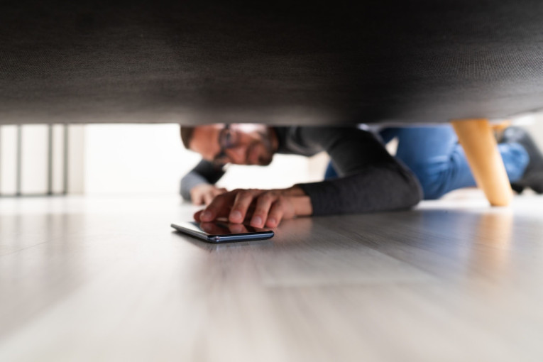 Izgubili bi i glavu da im nije na ramenima: Tri znaka Zodijaka nikad ne znaju gde su šta ostavili