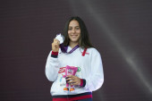 Još jednom da svi znaju, Adriana je i zvanično druga u Evropi! Srebrna medalja zasijala oko vrata (FOTO)