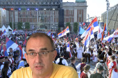 Ne prestaje sa napadima na sve što je srpsko: Pogledajte najnovije uvrede Dinka Gruhonjića na račun Svesrpskog sabora, Srbije i SPC! (VIDEO)