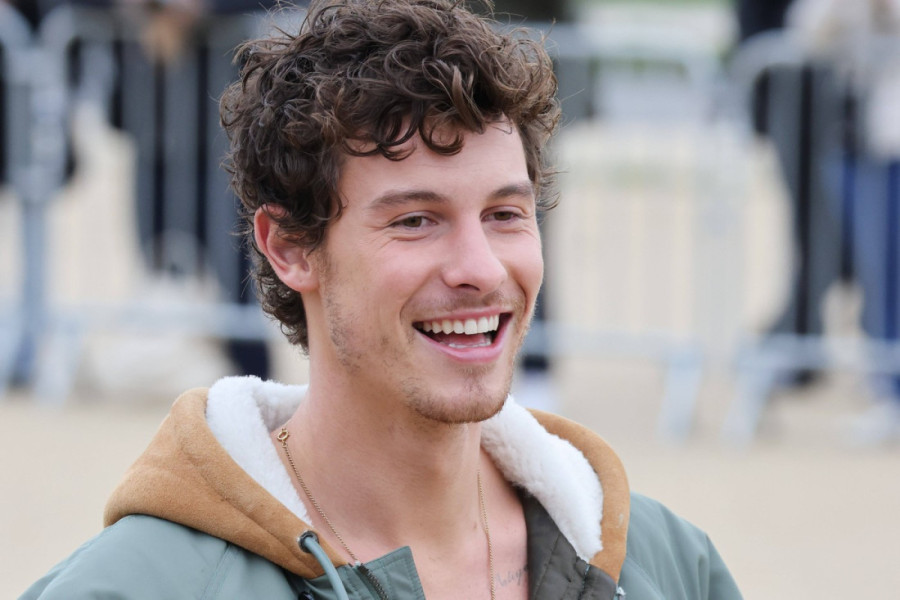 Poznatog pevača godinama prozivaju da je gej, sad progovorio o tome: Ne znam ni sam šta sam!