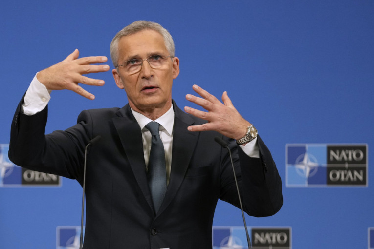 NATO stavlja nuklearno oružje u stanje pripravnosti? Oglasio se Stoltenberg: Direktna poruka protivnicima