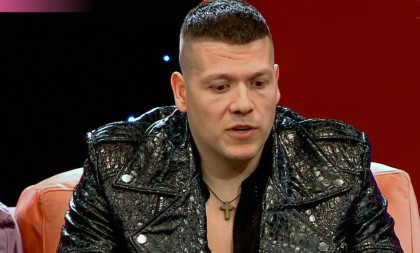 Radanoviću i njegovom bendu otpao točak u punoj brzini! Šok prizor (FOTO)