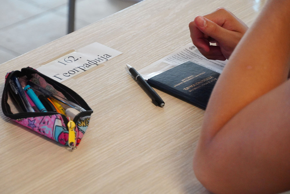 Đaci kiksnuli na pitanju šta je UNICEF, bilo problema sa Dejtonskim sporazumom a neki nisu prepoznali fotku Aleksandra Karađorđevića