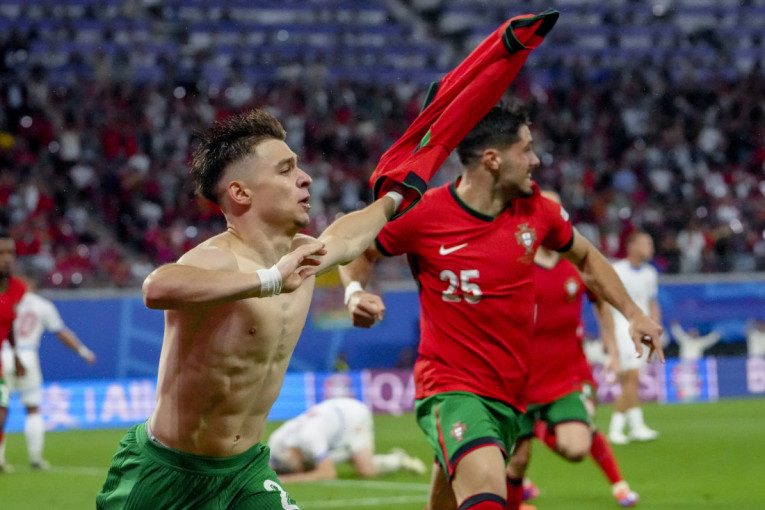 Srećna pobeda moćnog Portugala! Dve greške Čeha i prosuti bodovi na startu EP! (VIDEO)