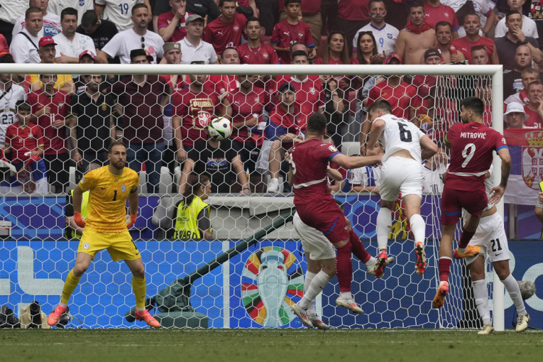 Jović je heroj Srbije! Dao gol u sudijskoj nadoknadi, za zlata vredan remi (FOTO)