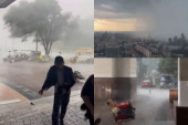 Mega oluja se obrušila na Moskvu! Dvoje mrtvih, vetar čupao drveće, ljudi bežali pred tornadom (FOTO/VIDEO)