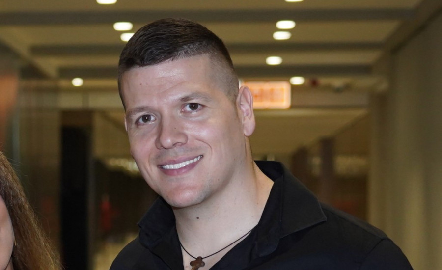 Hit priča Slobe Radanovića! Pevač otkrio šta mu se desilo na pumpi: Ne smem da izađem iz kola!