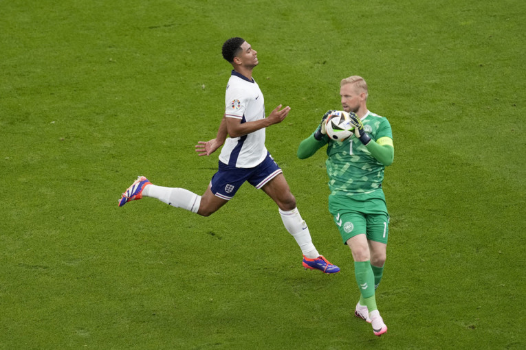 Orlovi, znate šta vam je činiti! Englezi odigrali za sebe, ne i za Srbiju! (VIDEO)