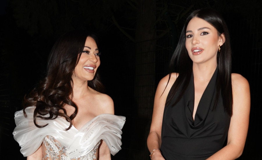 Ceca prošetala hit krznene papuče: Na snimanje "Zvezda Granda" došla u besnoj mašini (FOTO)