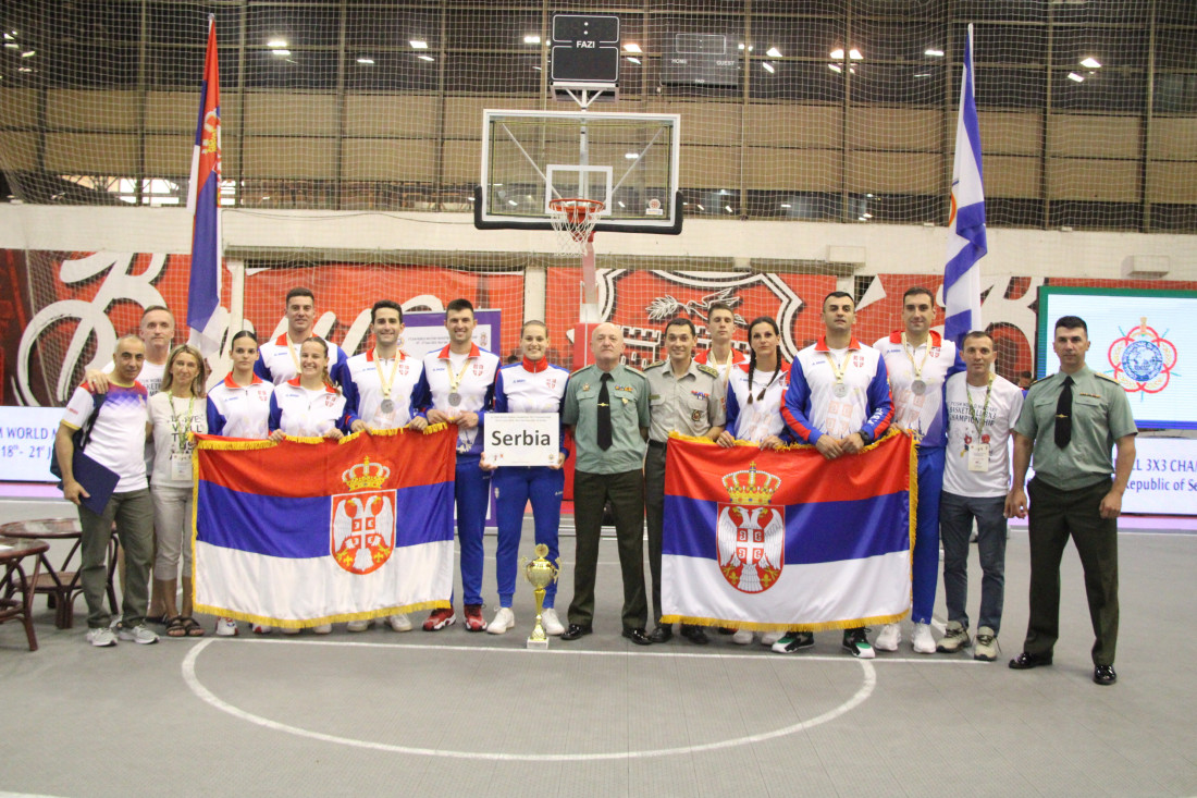 Oni su sportska sila Srbije: Služe Srbiji u uniformi i na sportskom bojištu (FOTO)