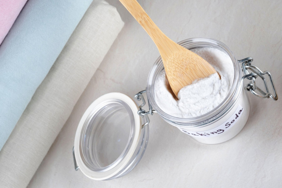 Očistite svoju peglu da vam ne uništava odeću: Rešite se kamenca i fleka koje prljaju stvari