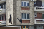 Sa najviše zgrade u Prijepolju spustili uže i pokazali neverovatnu hrabrost: Ovako su pripadnici policije i žandarmerije obeležili svoj dan