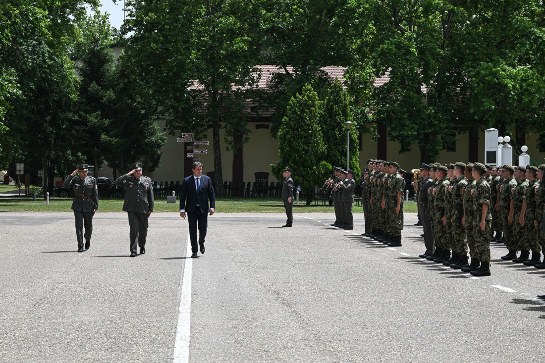Gašić na polaganju zakletve vojnika: Srbija je uvek vodila miroljubivu politiku (FOTO)