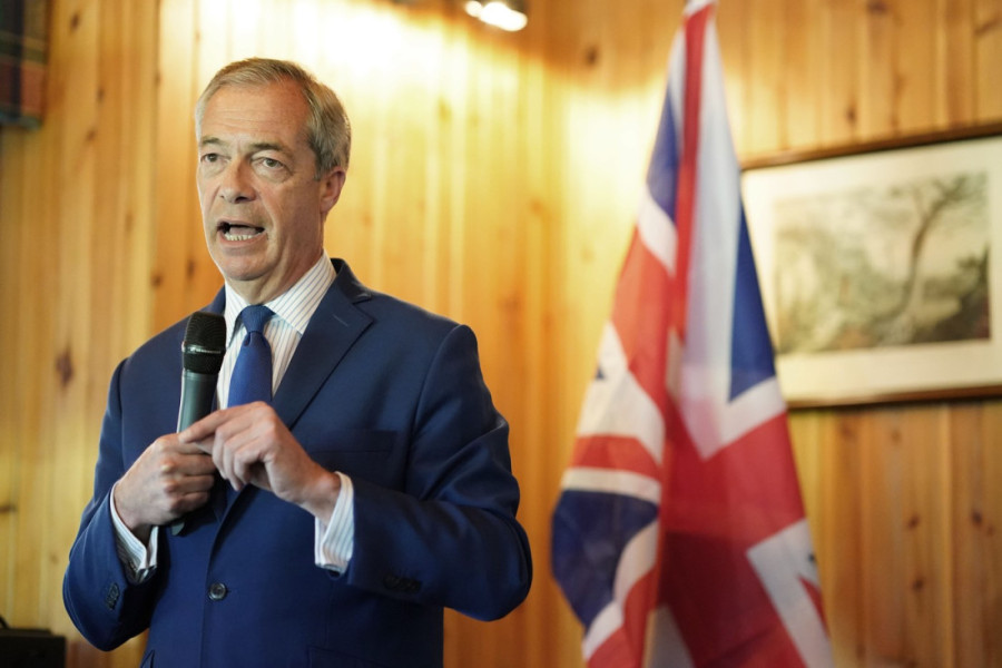 Mask napravio politički zemljotres u Britaniji: Starmeru se ljulja stolica, stranka koja je bila u zapećku ekstremno ojačala