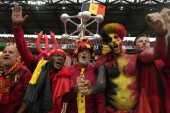Najbolje fotke 9. dana Eura: Šarene tribine ludih navijača! (GALERIJA)