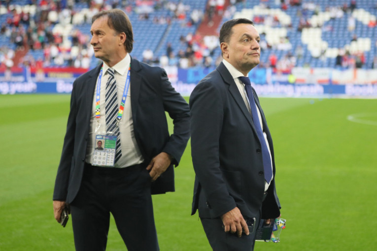 Strašno, šta se sve dešavalo u taboru "Orlova": Umesto u skupo plaćenim odelima putovali u trenerkama